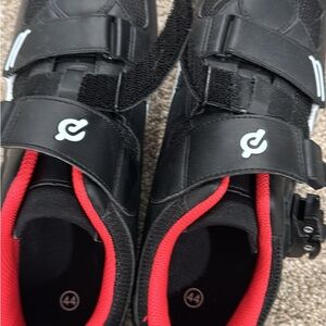 Peloton New In Box Black Cycling Shoes with Red Trim